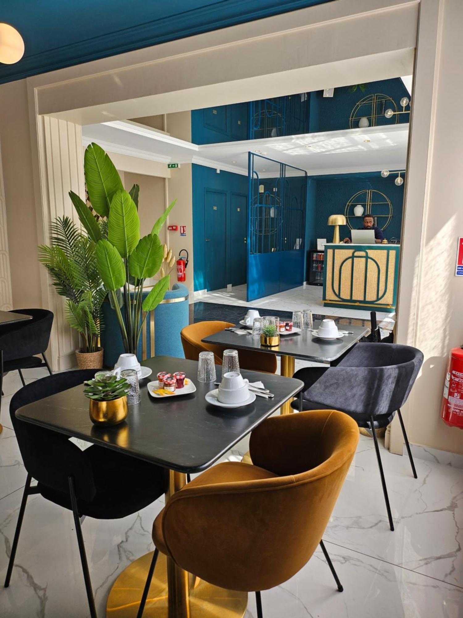 La Caravelle Hotel Aix-en-Provence Bagian luar foto