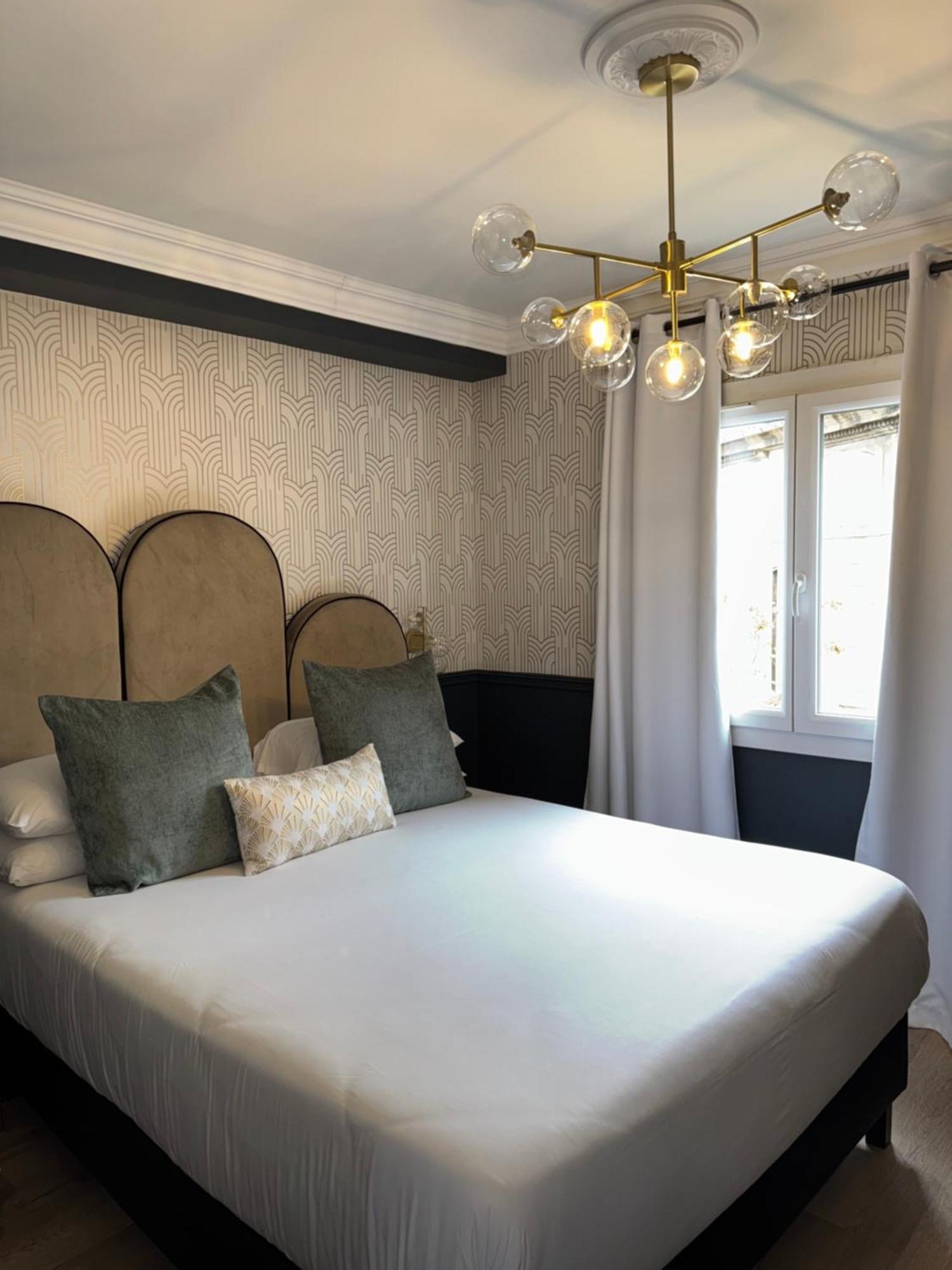 La Caravelle Hotel Aix-en-Provence Bagian luar foto