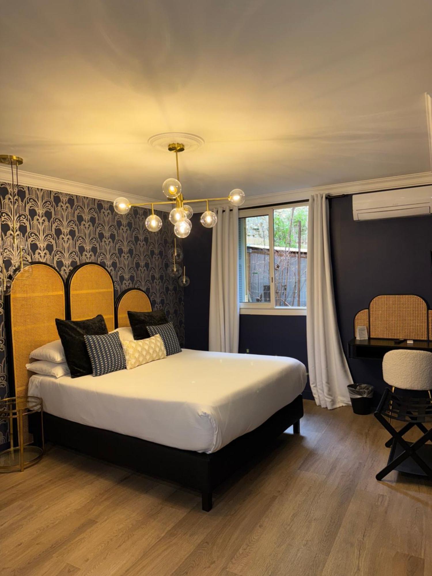 La Caravelle Hotel Aix-en-Provence Bagian luar foto